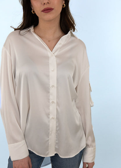 Blouse satinée à manches longues